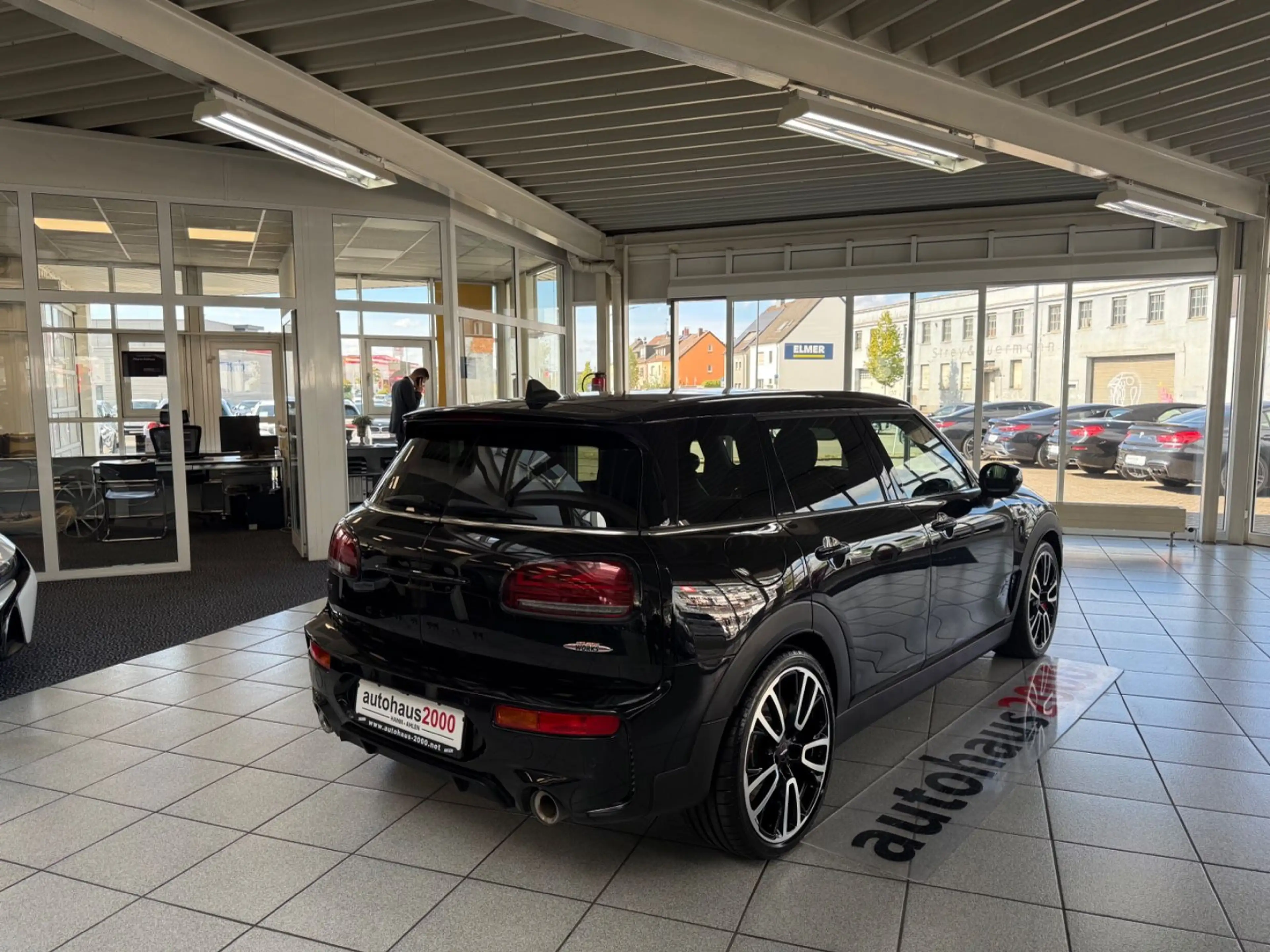 MINI John Cooper Works Clubman ALL4 HUD/CAM/PANO — photo 3