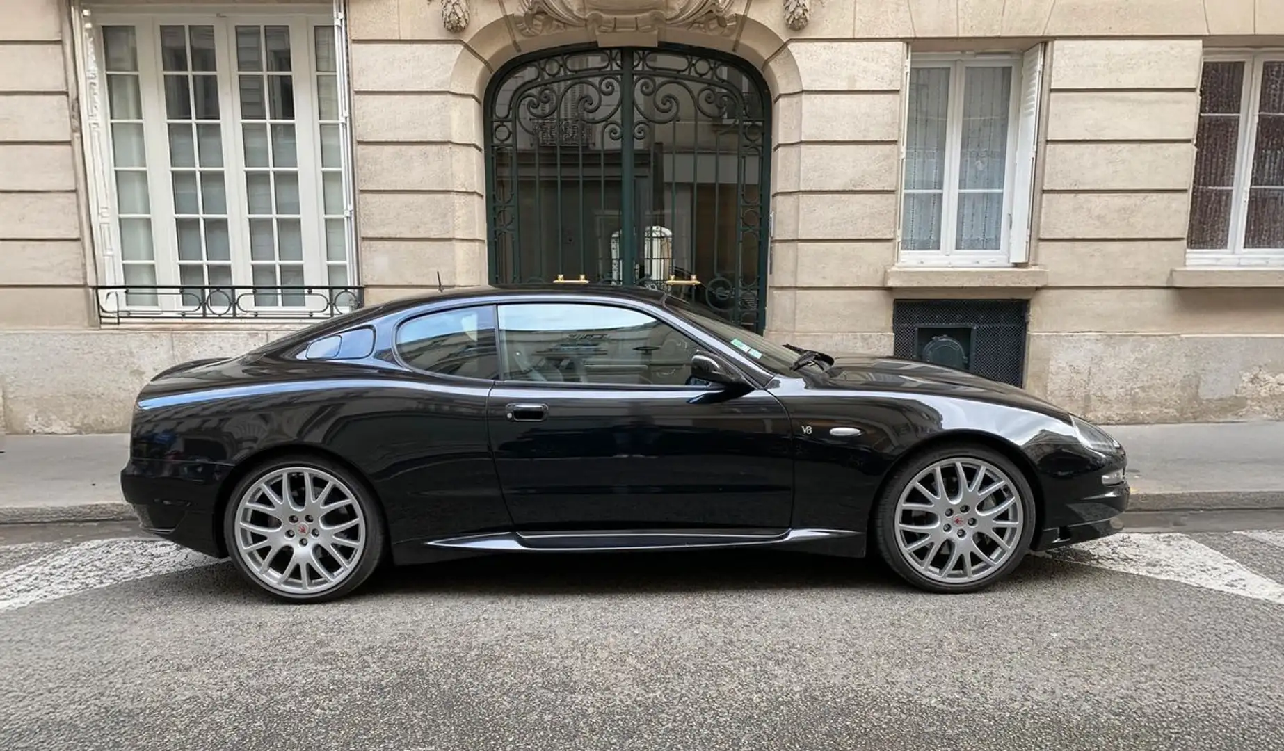 Maserati GranSport 4.3 V8 Sensonic ENTRETIENT COMPLET Schwarz - 2