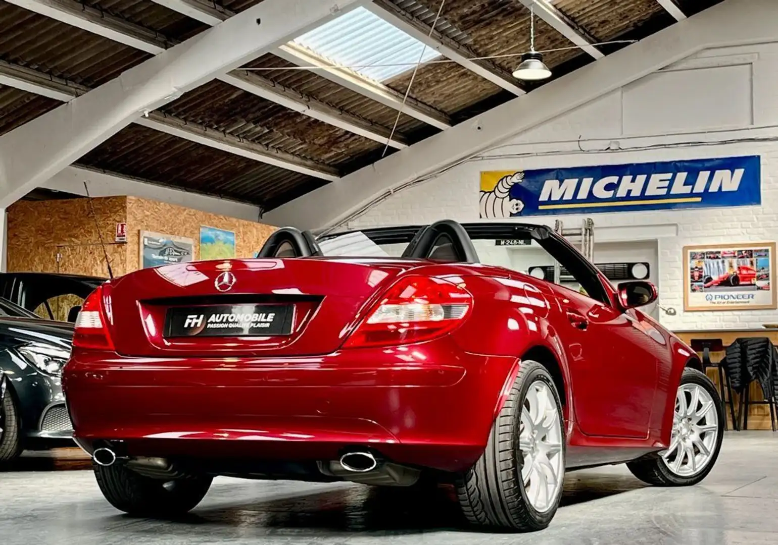 Mercedes-Benz SLK Classe 200K 1.8L 163 ch Rouge Thulite Sièges chauffants & Airscarf Historique exclusif Mercedes État collection Rojo - 2