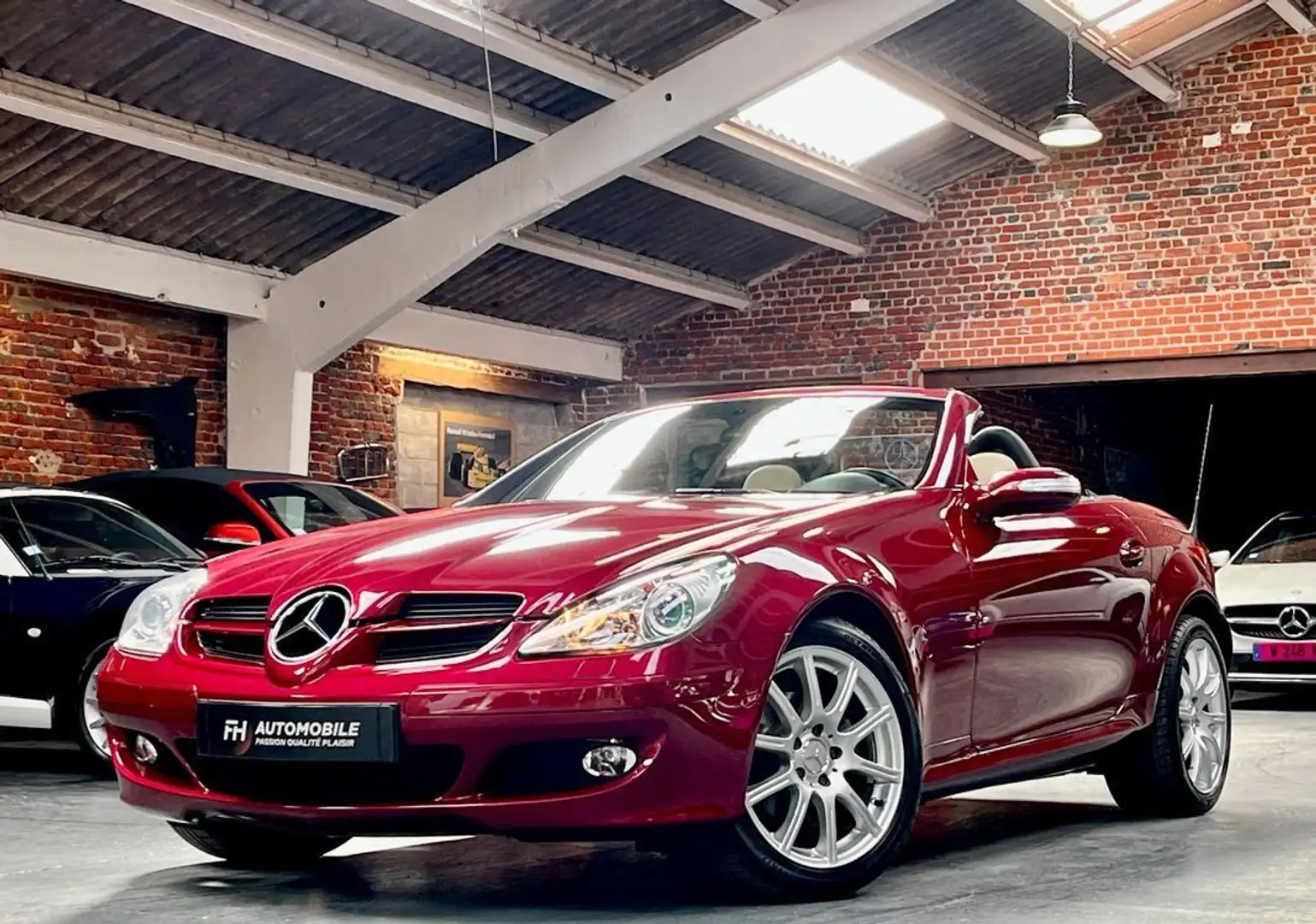 Mercedes-Benz SLK Classe 200K 1.8L 163 ch Rouge Thulite Sièges chauffants & Airscarf Historique exclusif Mercedes État collection Rojo - 1