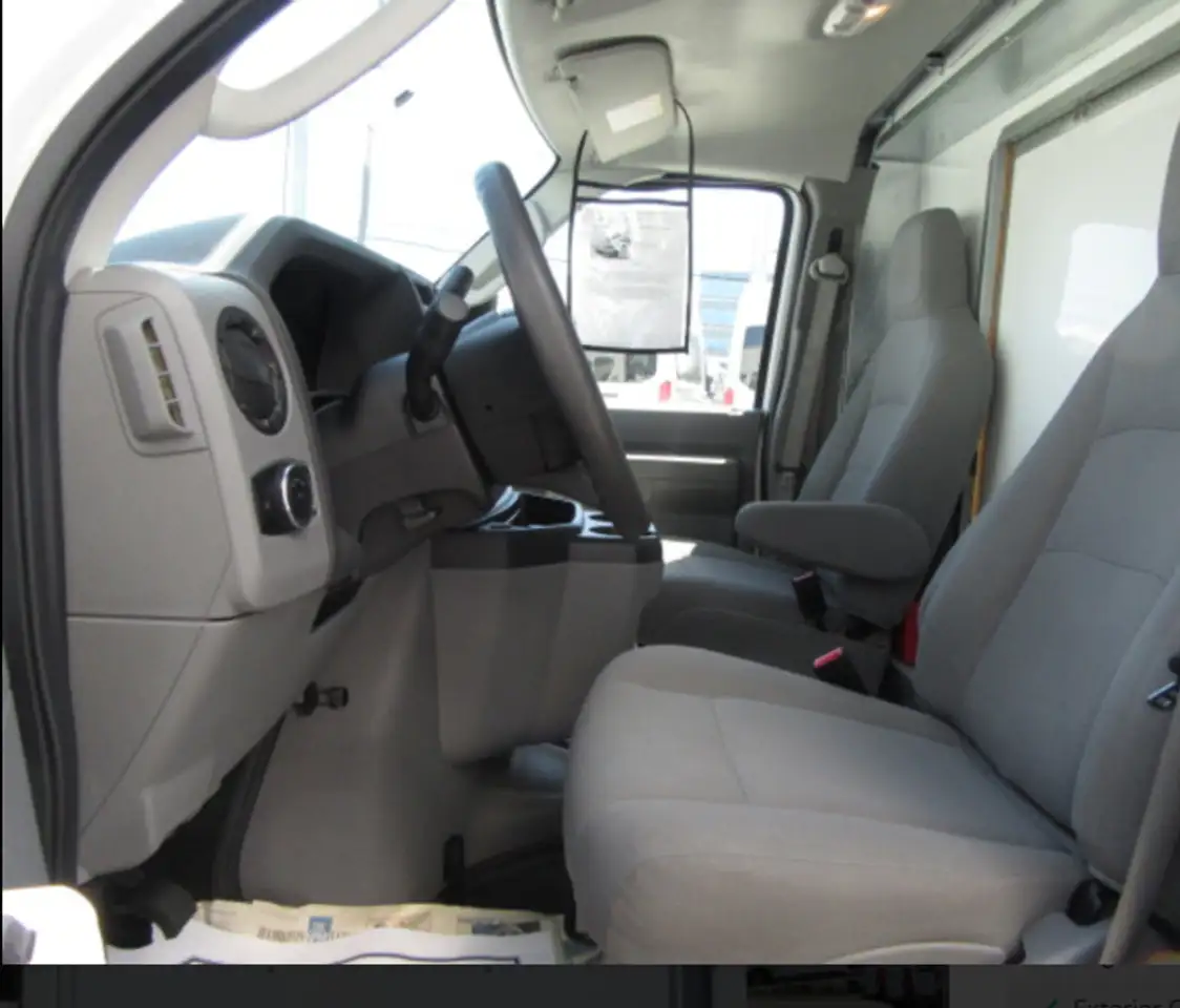 Ford E-450 fotografie Ford E-450