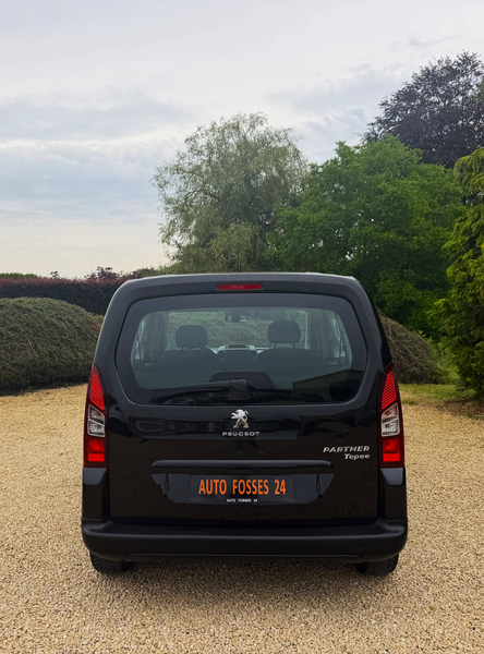 Peugeot Partner Partner Tepee 1.6 HDi 75 CV Multispace 5 PLACES PREMIER PROPRIETAIRE GARANTIE 1 AN AIRCO 117.000 KM !!!! — photo 9
