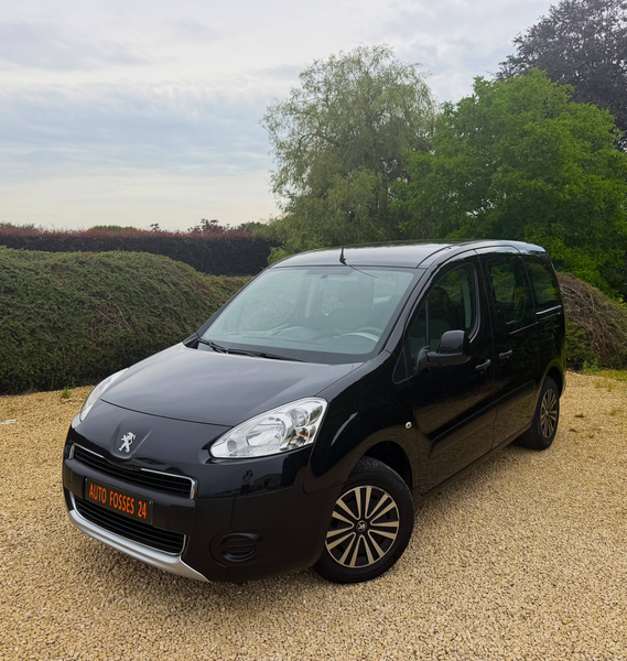 Peugeot Partner Partner Tepee 1.6 HDi 75 CV Multispace 5 PLACES PREMIER PROPRIETAIRE GARANTIE 1 AN AIRCO 117.000 KM !!!!