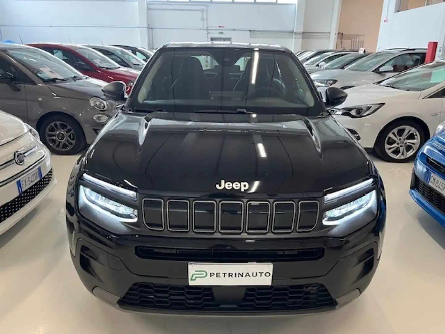 Jeep Avenger 1.2 Turbo MHEV DCT Longitude MY25 Km.0 Noir - 2