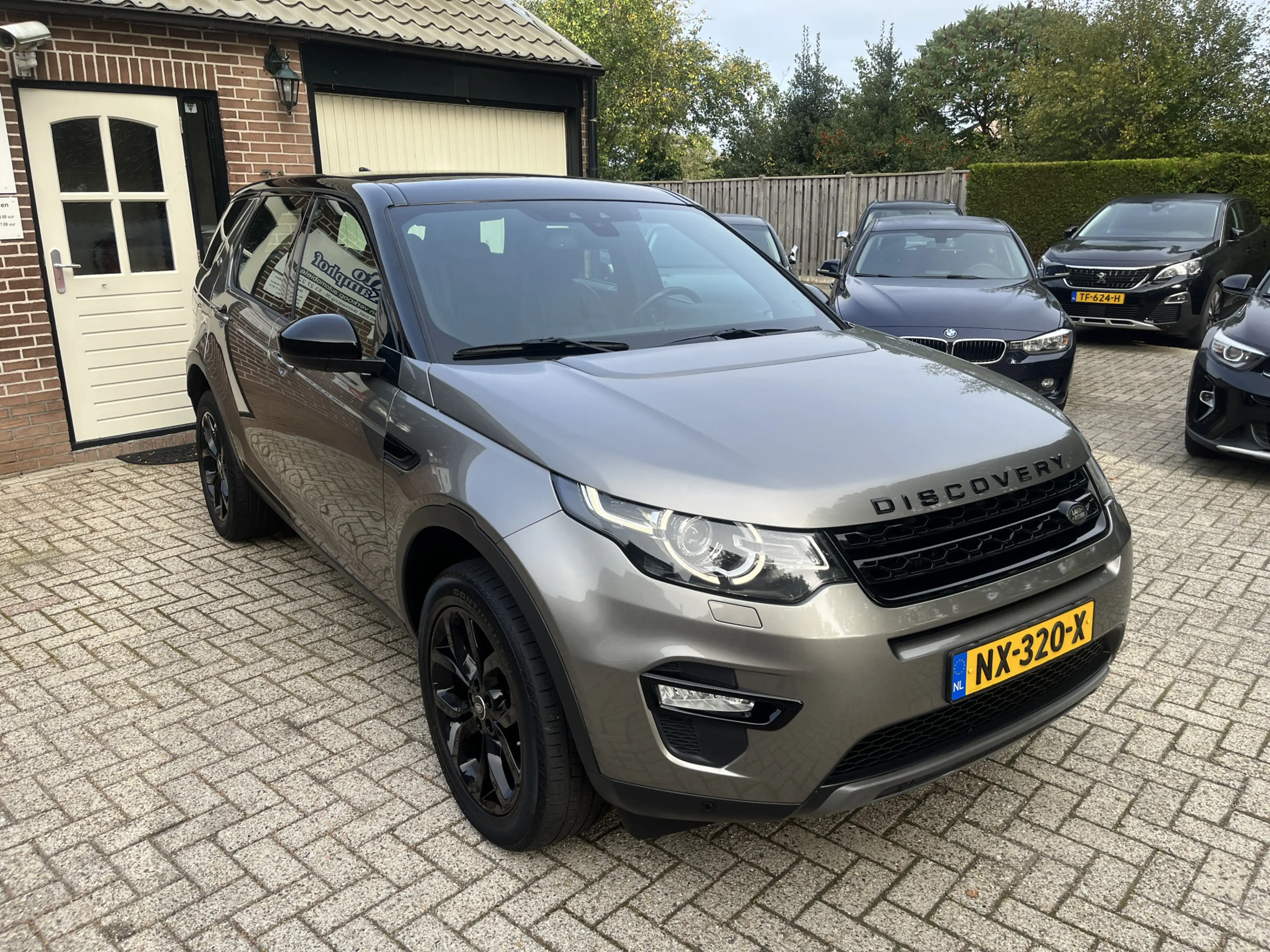 Land Rover Discovery Sport 2.0 TD4 HSE Luxury Panodak Leer — photo 4