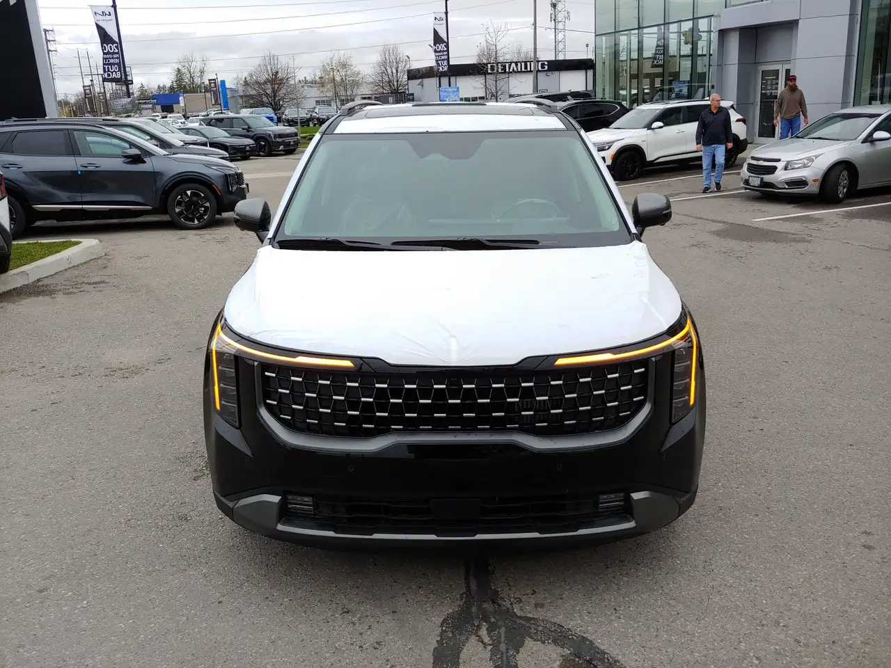 Kia Carnival снимка Kia Carnival