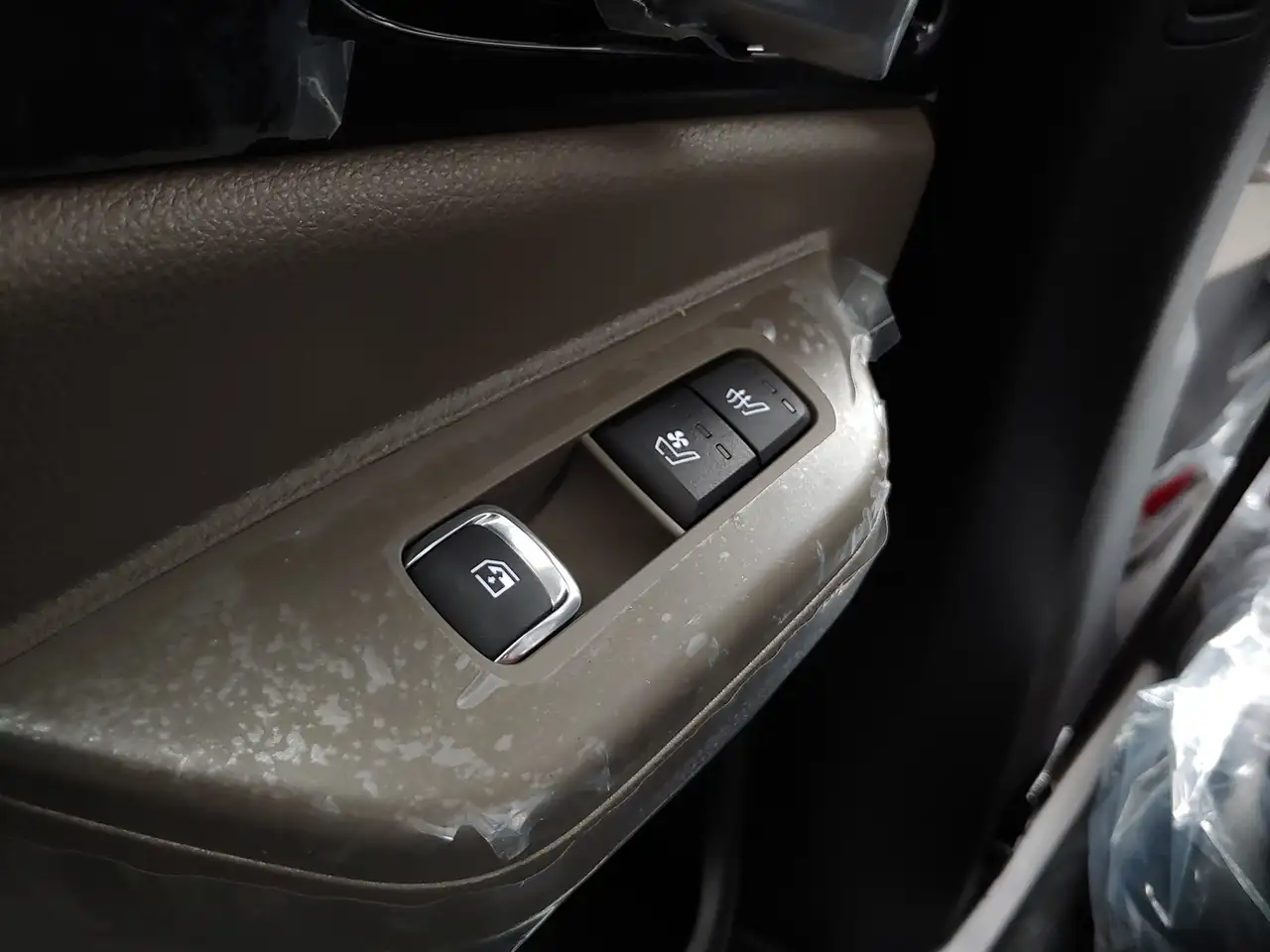Kia Carnival снимка Kia Carnival