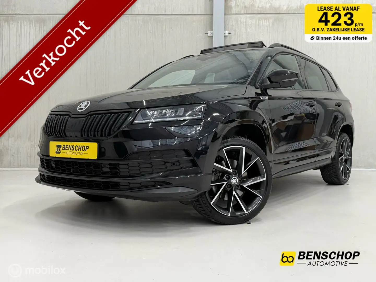 Skoda Karoq 1.5 TSI ACT Sportline Panodak Virtual Navi Carplay Noir - 1