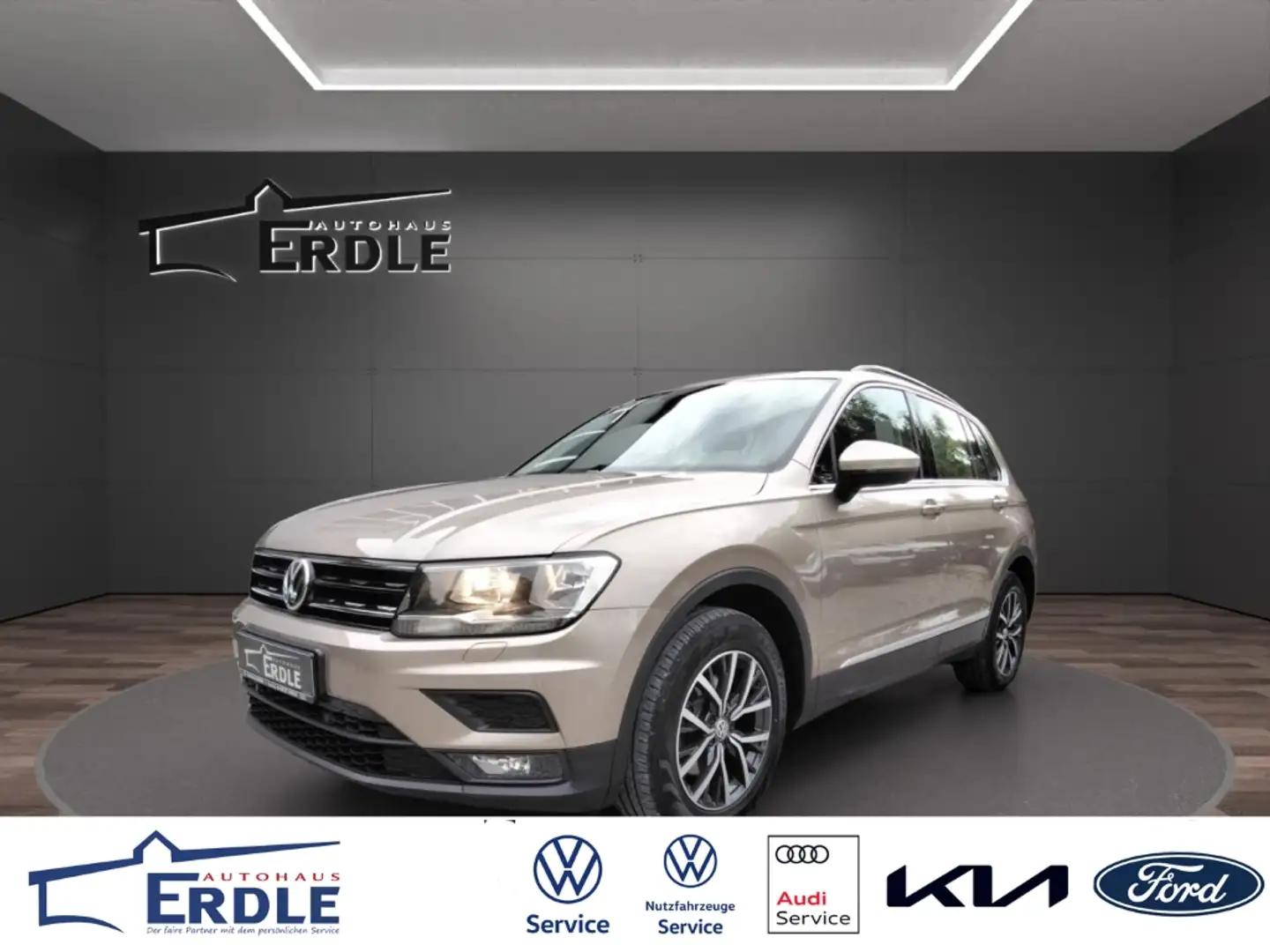 Volkswagen Tiguan Comfortline 2.0 TDI DSG 4Motion *AHK *NAVI Beige - 1