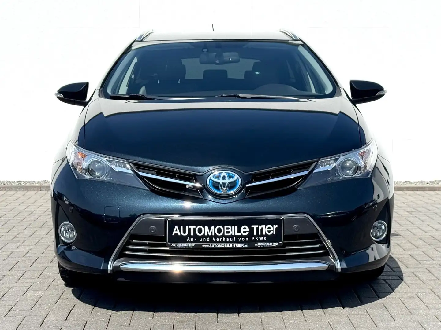Toyota Auris Touring Sports Hybrid / NAVI/LED/CAM/AHK/ - 2