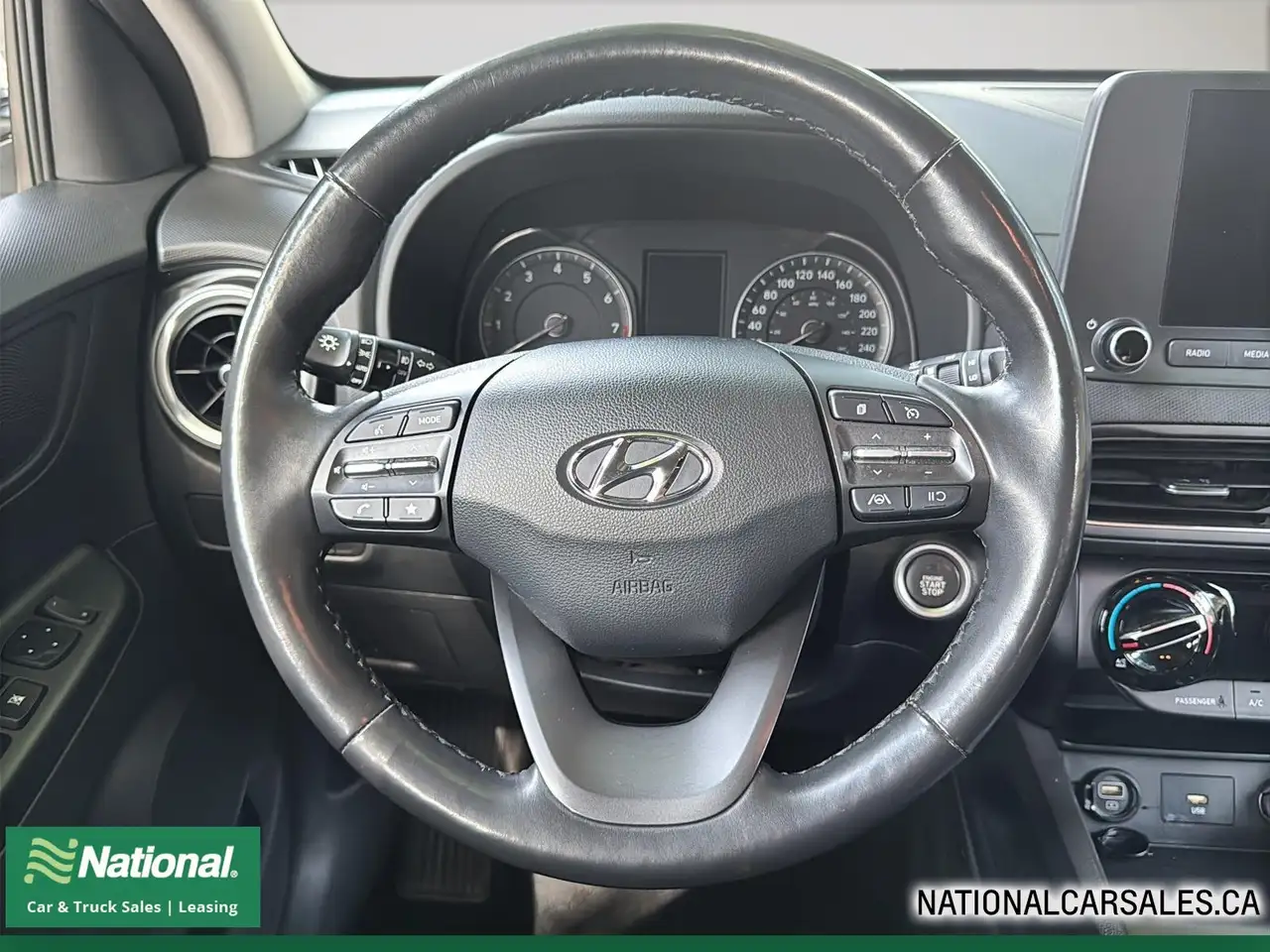 Hyundai KONA photo Hyundai KONA