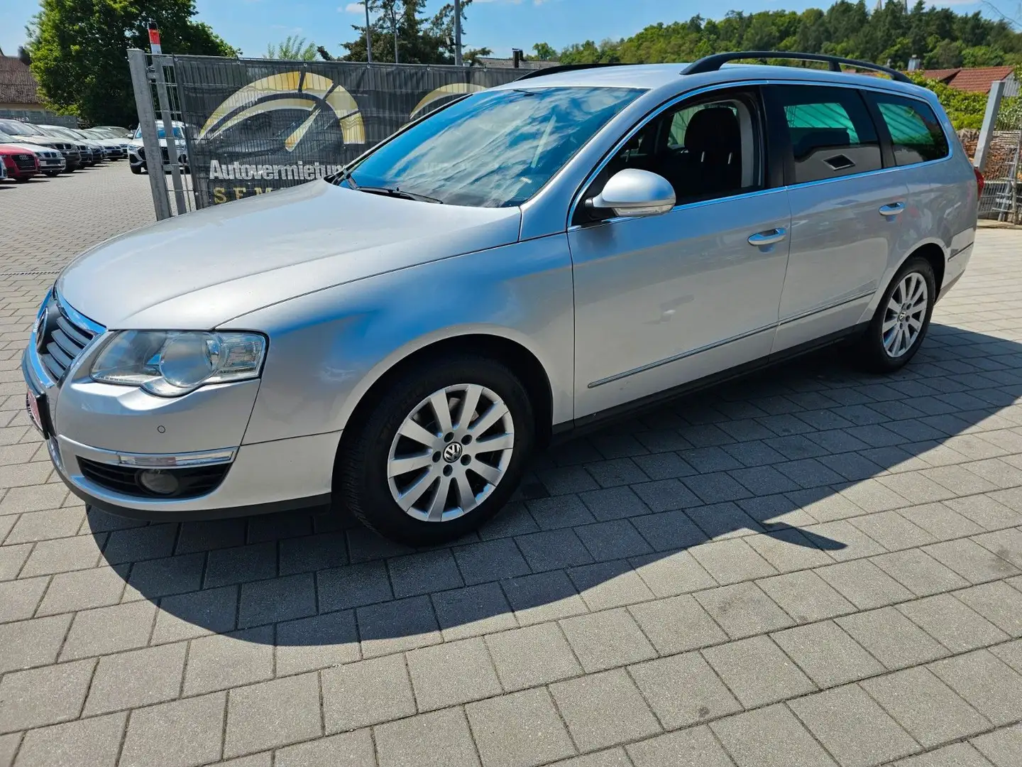 Volkswagen Passat Variant DSG Automatik / TÜV 10/26 / TOP Plateado - 1