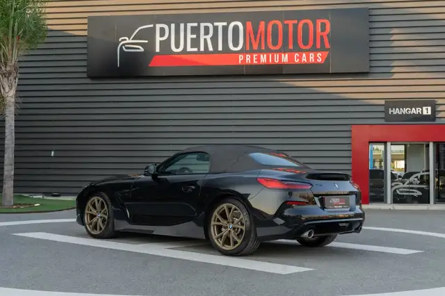 BMW Z4 view 9