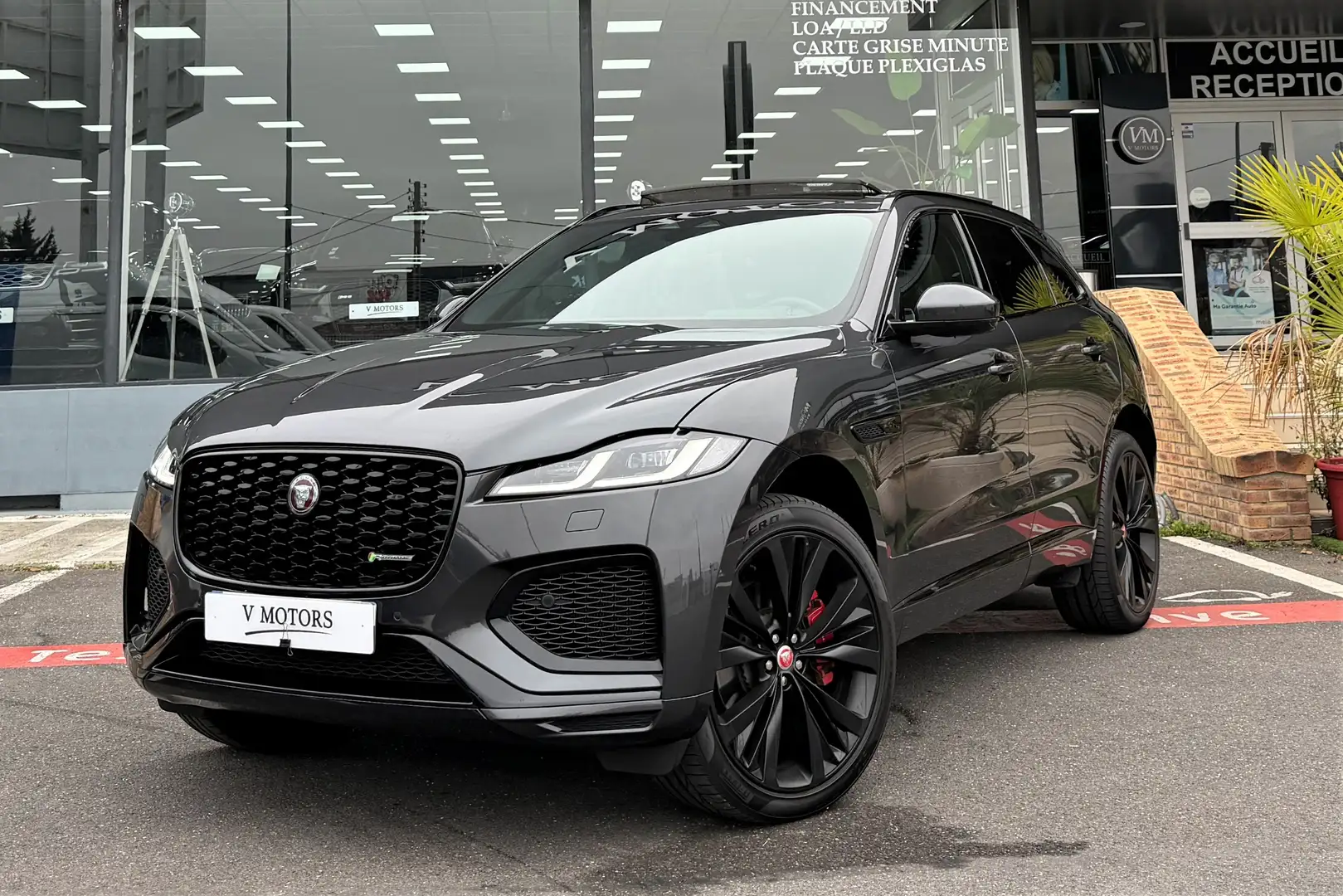 Jaguar F-Pace P400 AWD R-DYNAMIC SE Sport Full 400 Performance Gris - 1