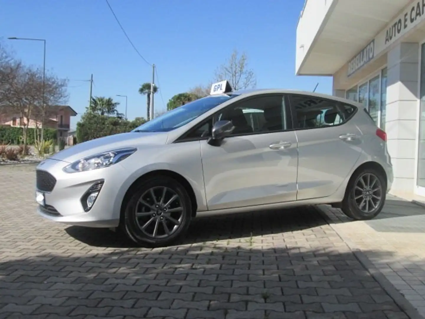Ford Fiesta Fiesta 5p 1.1 Business Gpl 75cv my20.25 Plateado - 2