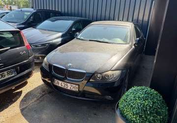 325i Boîte auto roule démarre