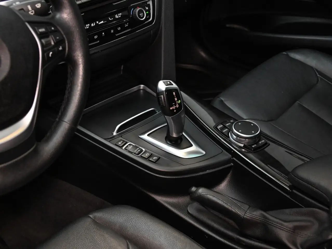 BMW 3 Series fotografie BMW 3 Series