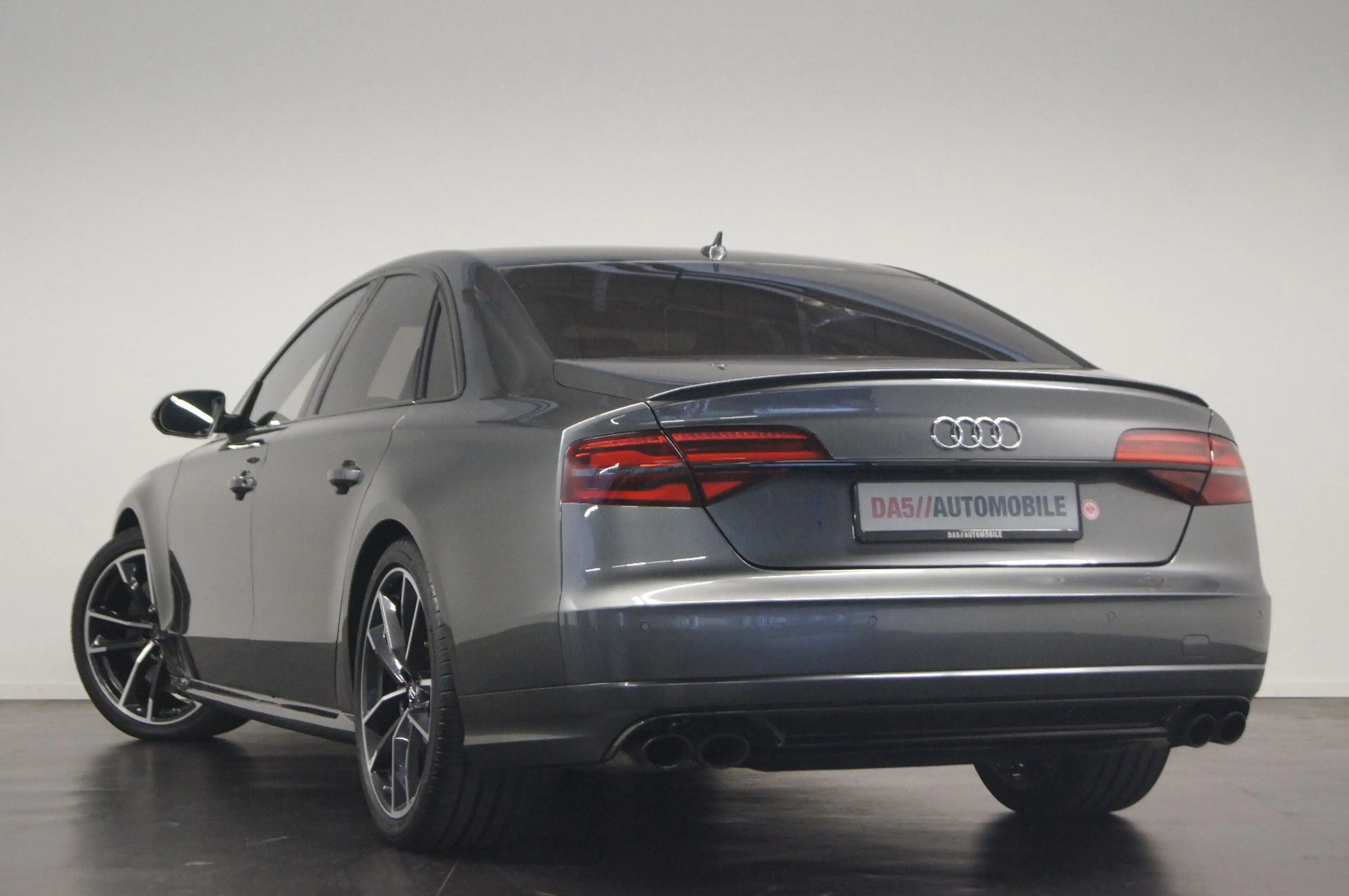 Audi S8 4.0 TFSI quattro plus|STHZG|SITZLUFT|ACC|KERA — photo 15