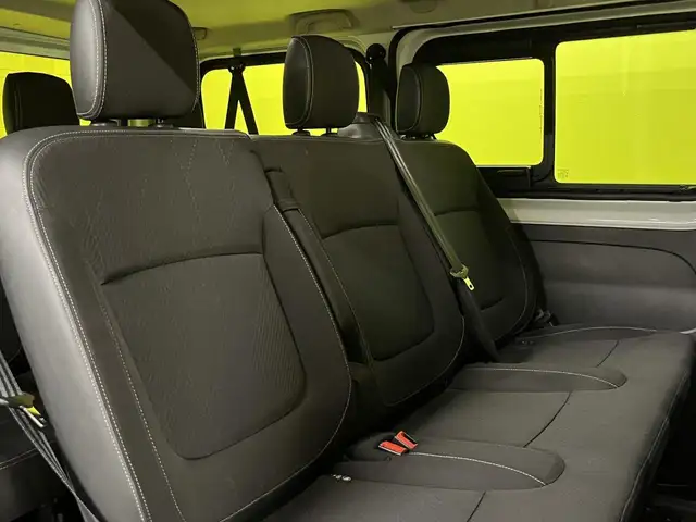 Nissan Primastar view 10