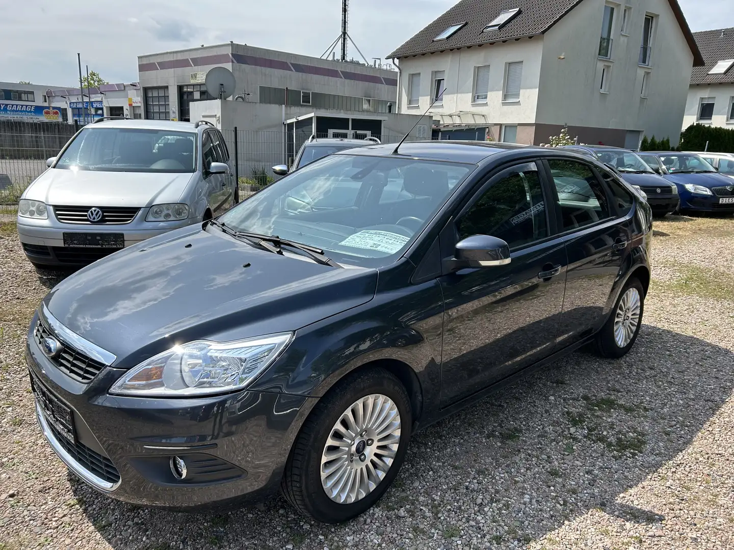 Ford Focus Titanium Gris - 1