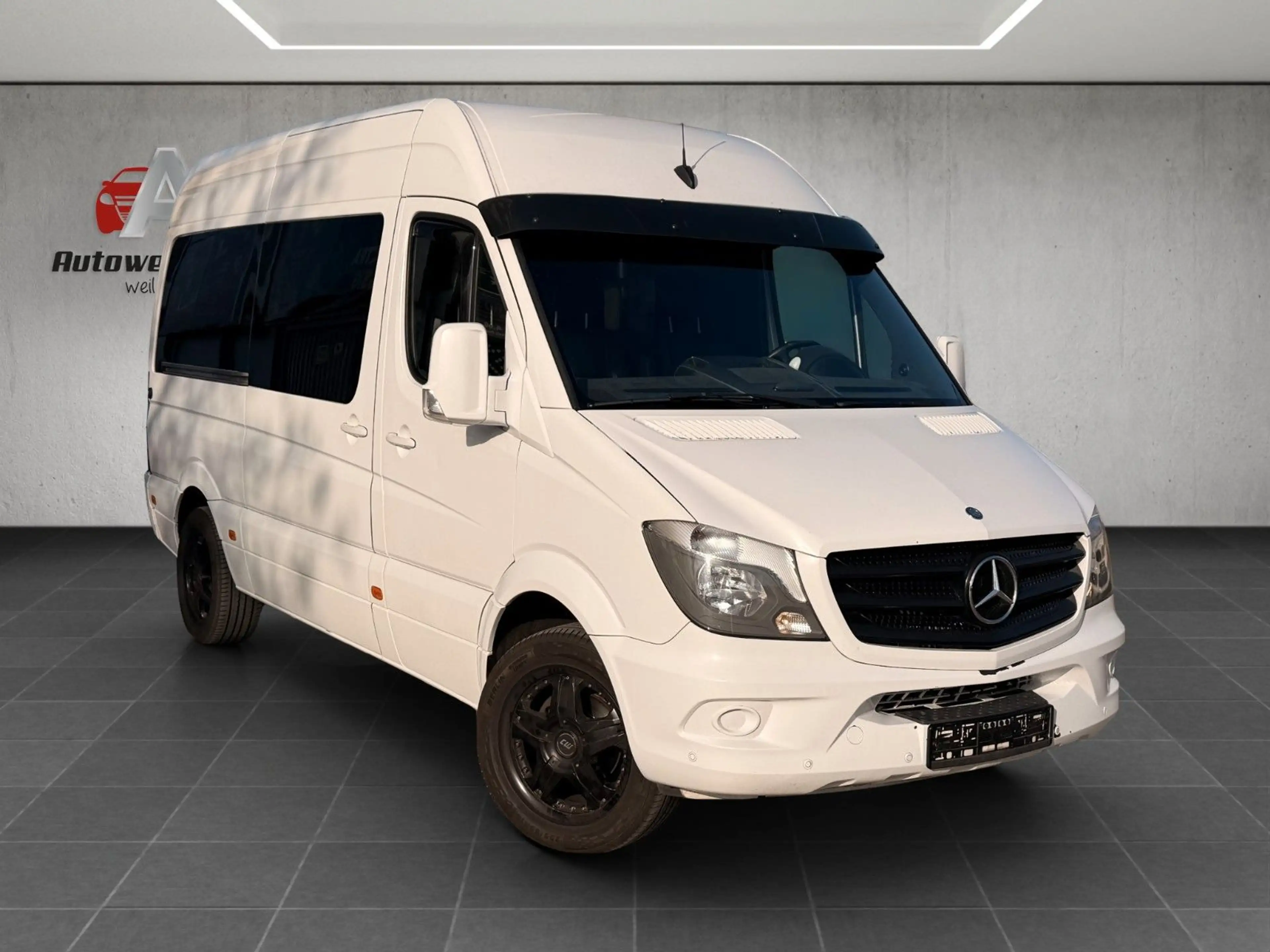 Mercedes-Benz Sprinter II Bett*Leder*6-Sitzer*Klimaanlage — photo 3