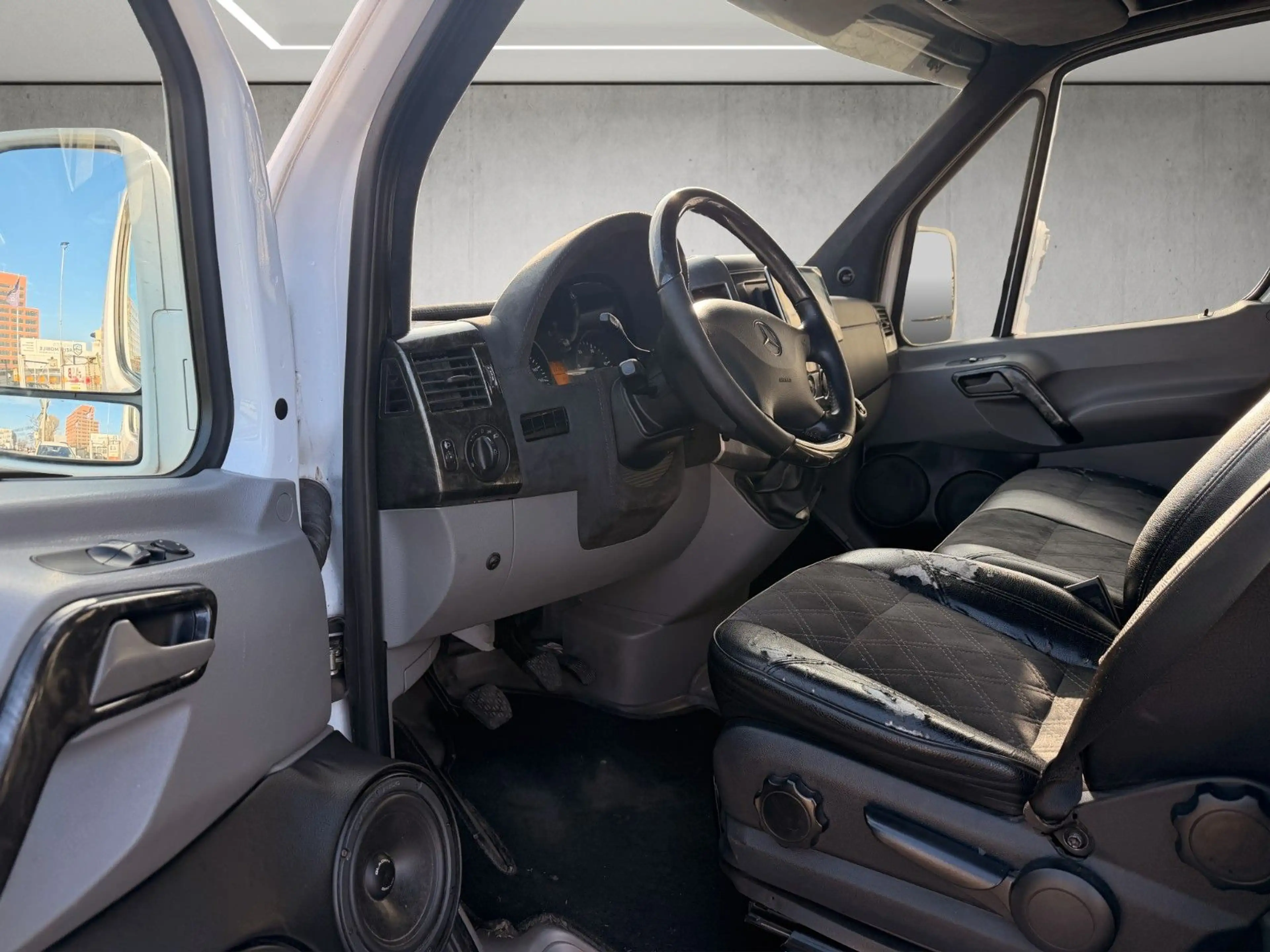 Mercedes-Benz Sprinter II Bett*Leder*6-Sitzer*Klimaanlage — photo 10