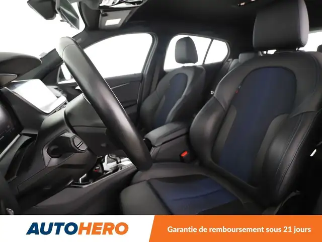BMW 1 Series view 10