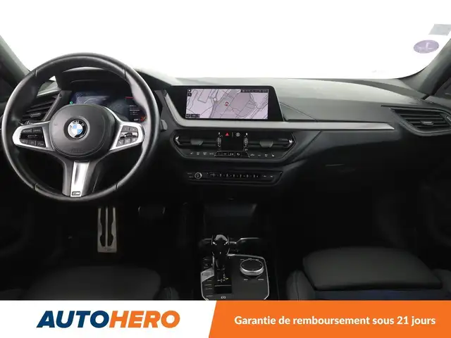 BMW 1 Series view 12