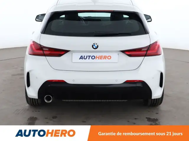 BMW 1 Series view 5