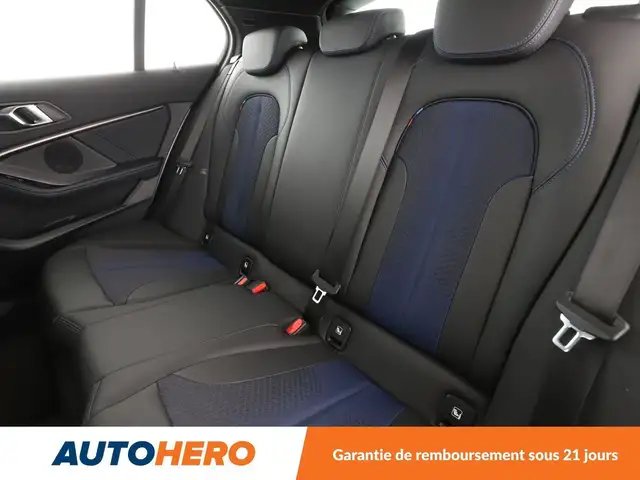 BMW 1 Series view 14