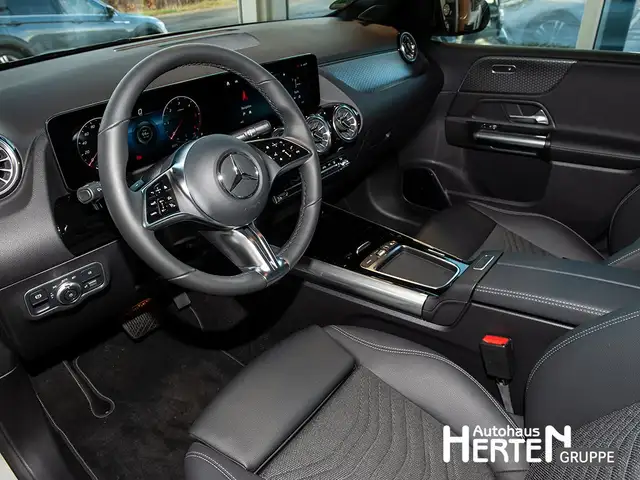 Mercedes-Benz B-Class view 8