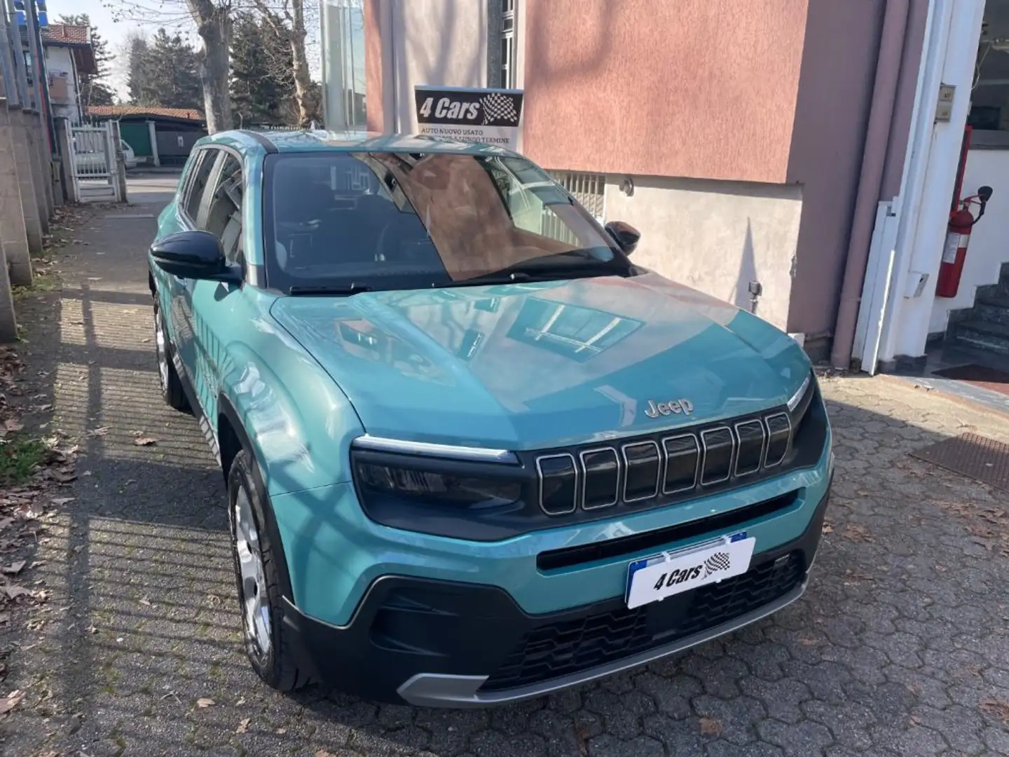 Jeep Avenger 1.2 Turbo 100 CV Altitude Grau - 1