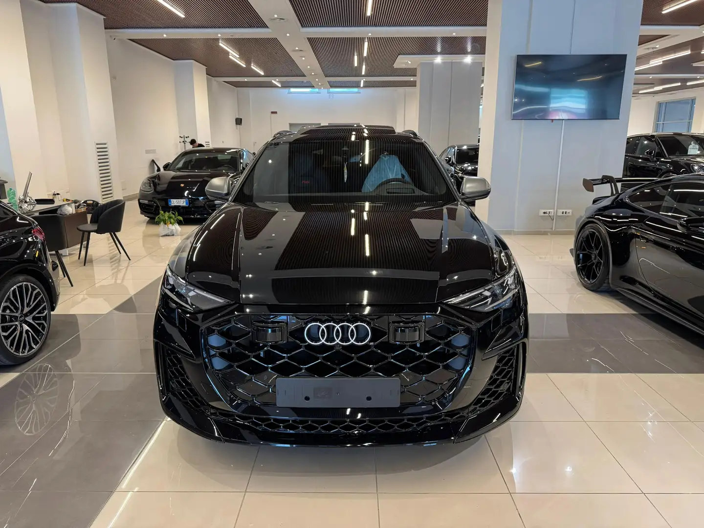 Audi RS Q8 RS Q8 Perf. 4.0 TFSI quattro 640cv Carbo Nero - 1