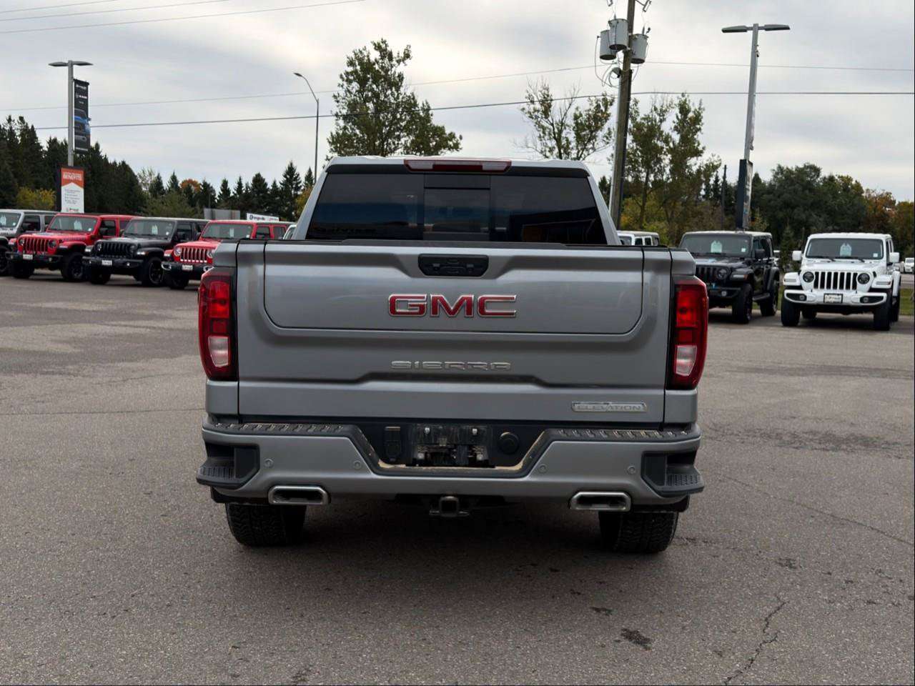 2026 GMC Sierra 1500 — photo 4