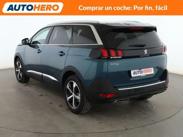 Peugeot 5008 view 4