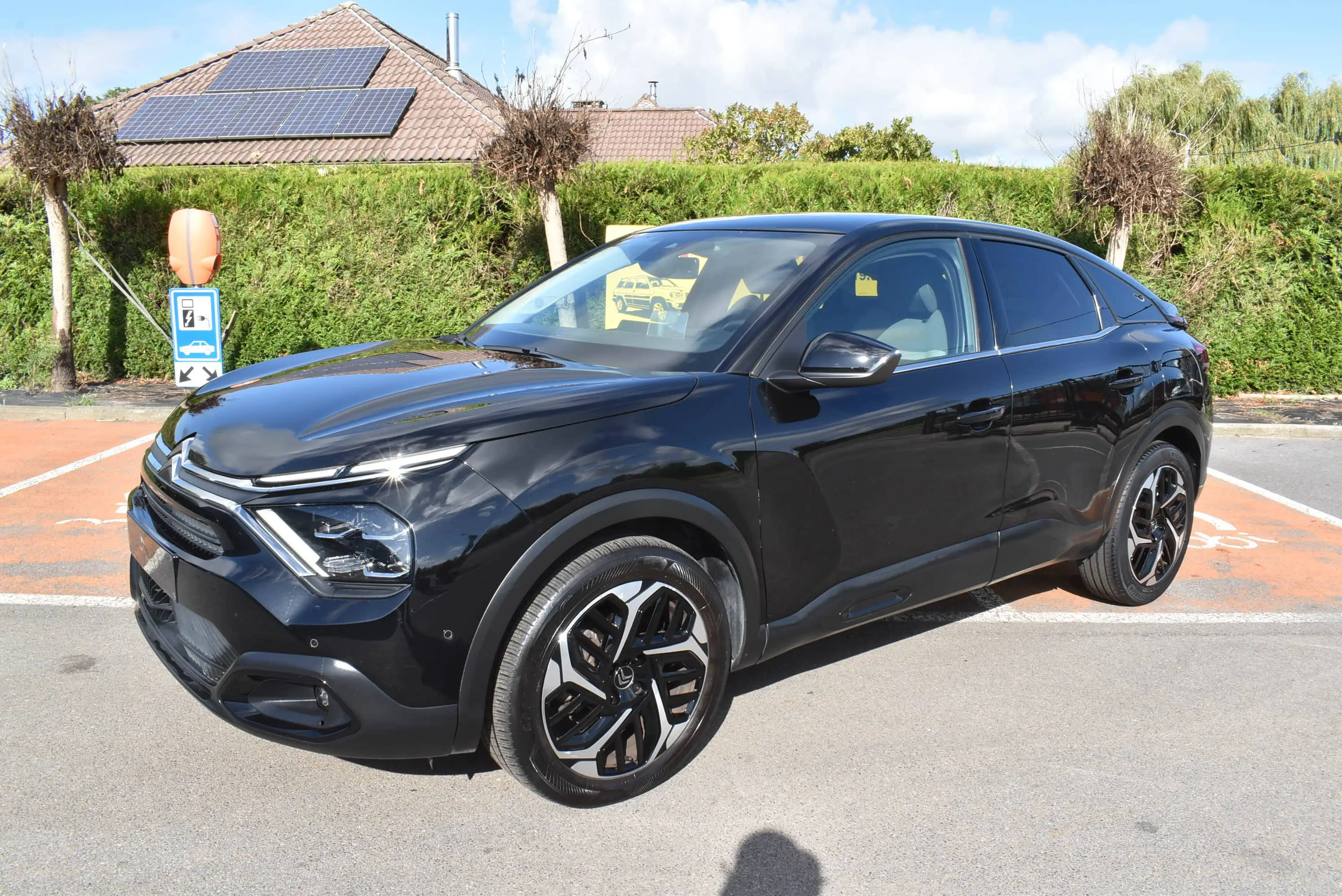 Citroen C4 1.2i  Shine Pack Airco/Full Led/CarPlay***12M GARANTIE*** — photo 2