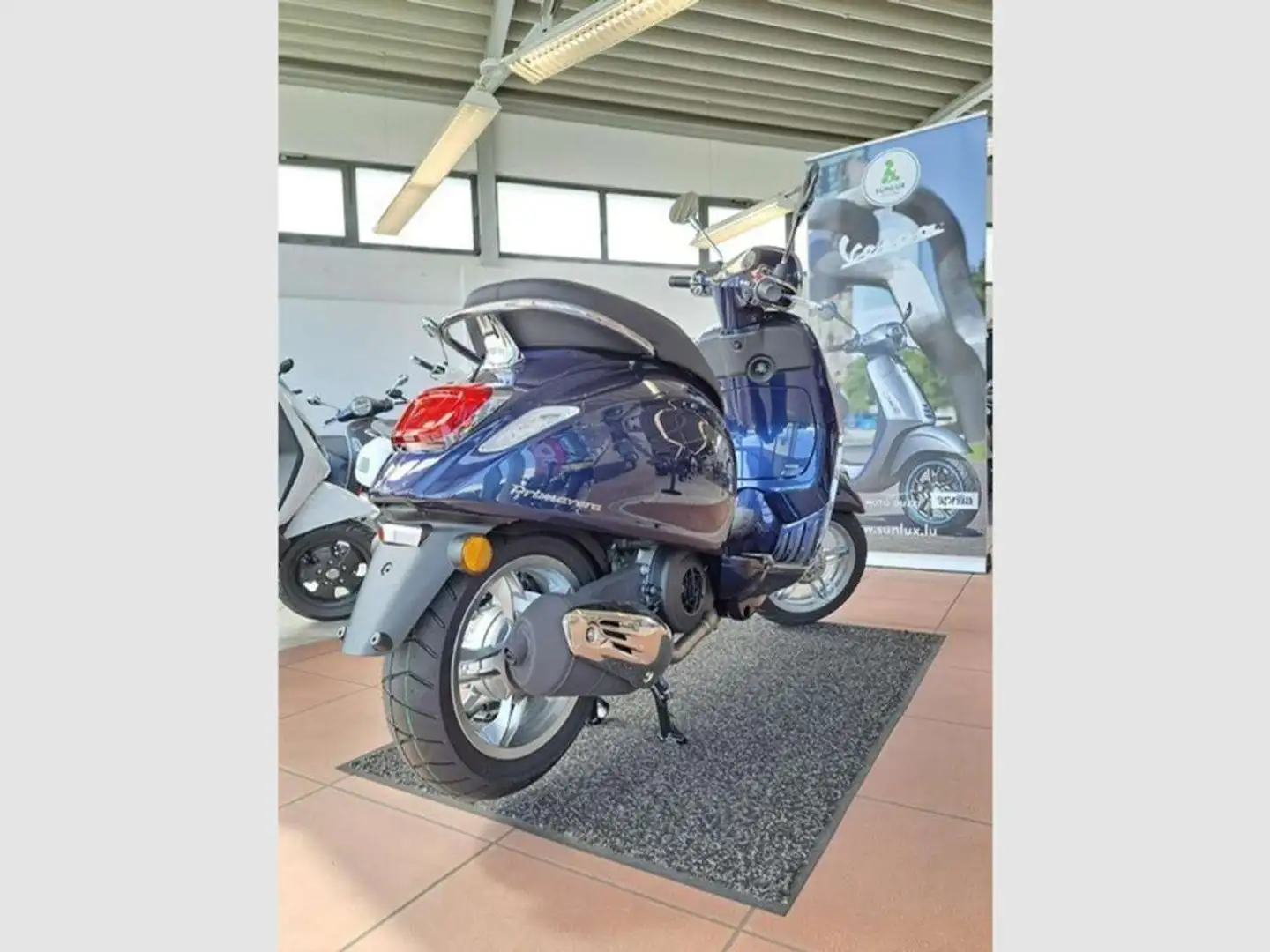 Vespa Primavera 125 cm3 Jaune - 2
