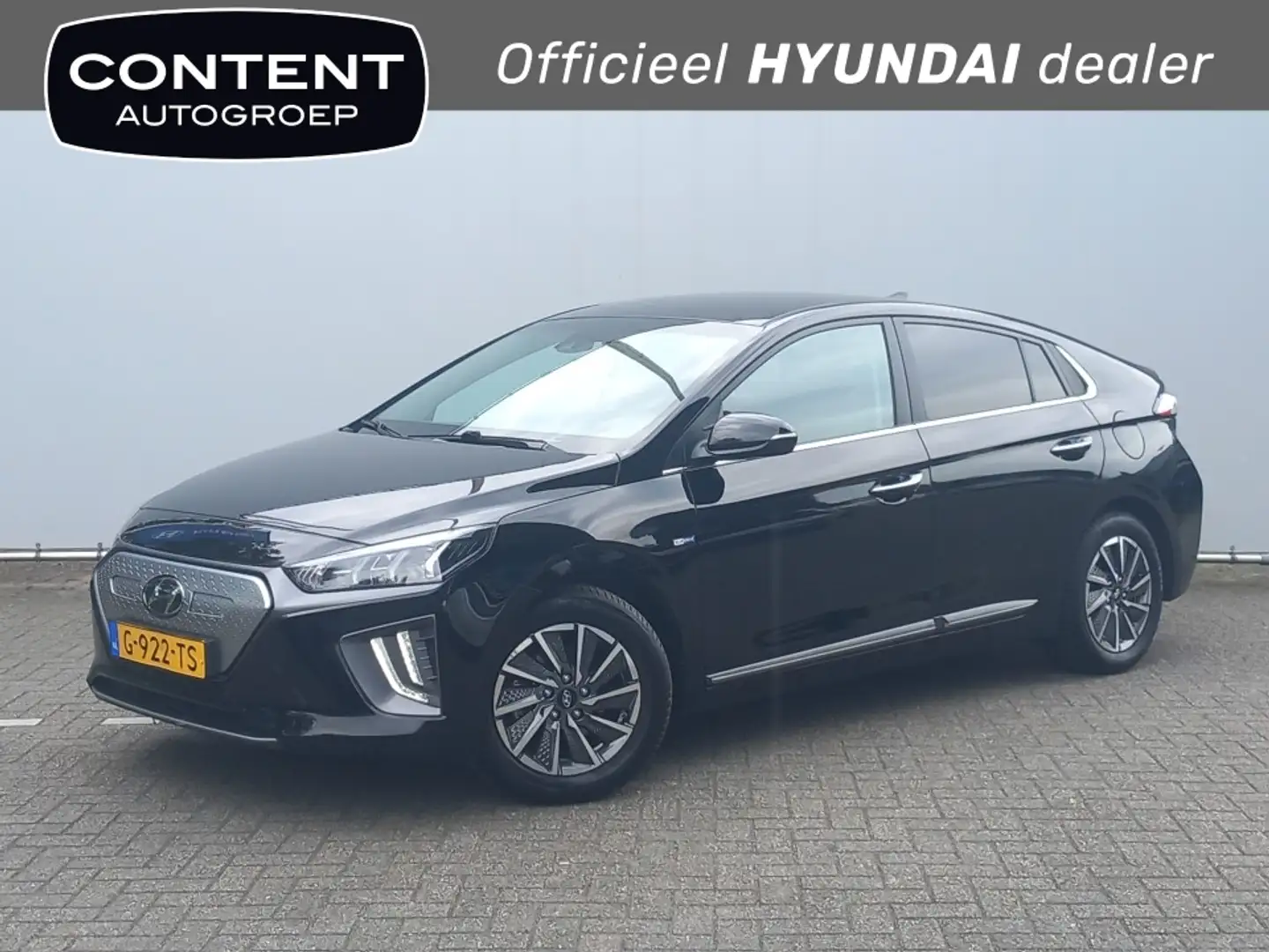 Hyundai IONIQ EV 136pk Aut Comfort | Trekhaak | Navi | Cruise & Zwart - 1