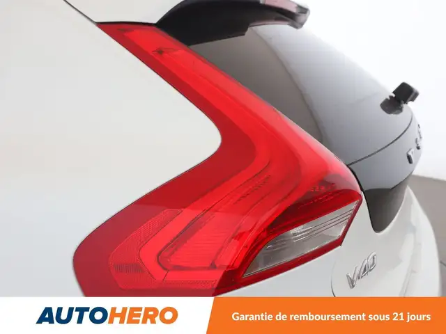 Volvo V40 view 28