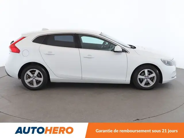 Volvo V40 view 7