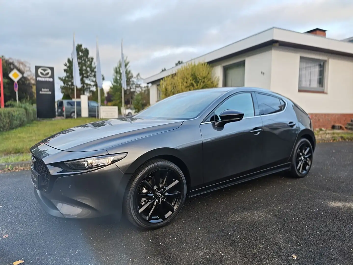 Mazda 3 2.0L e-SKYACTIV X 186ps 6AT Homura *Tageszulassung Grau - 2