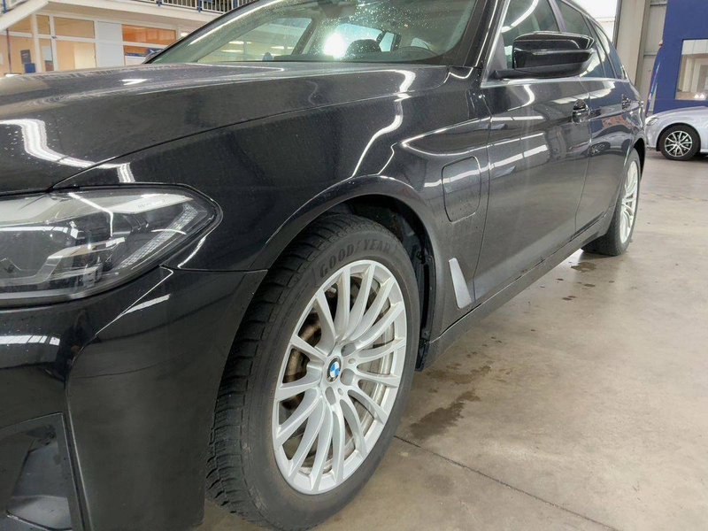 BMW 530 530e — photo 2