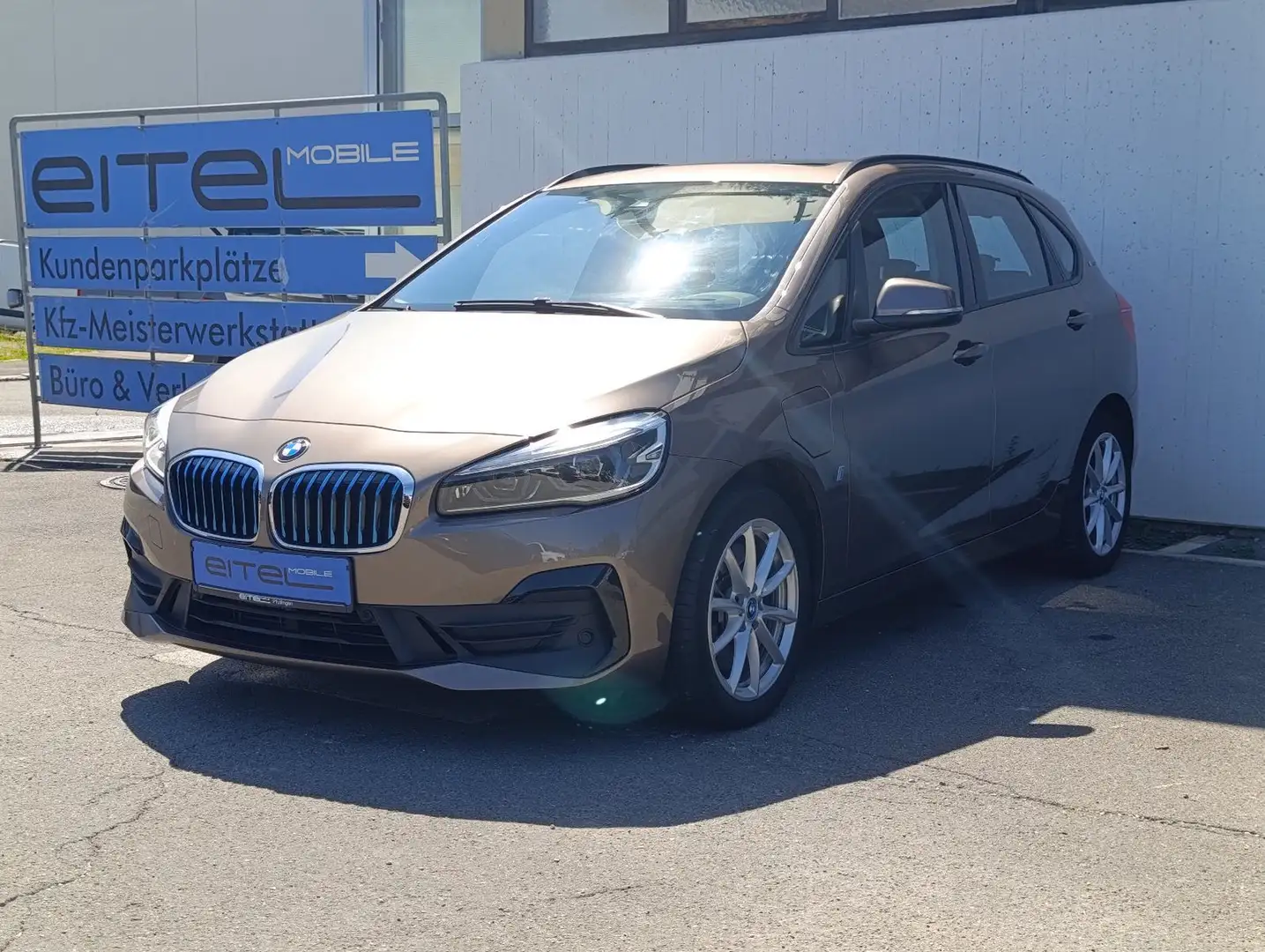 BMW 225 Active Tourer 225 xe Advantage Panorama Navi LED Beige - 1