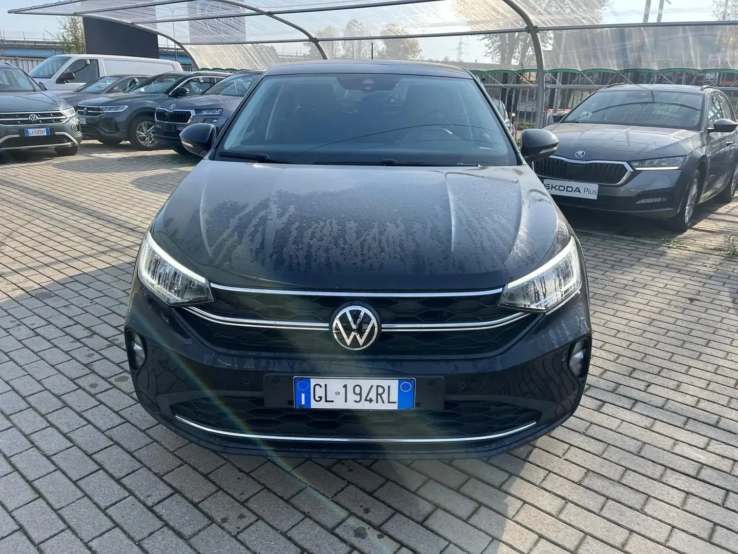 Volkswagen Taigo Taigo 1.0 TSI 95 CV Life Schwarz - 2