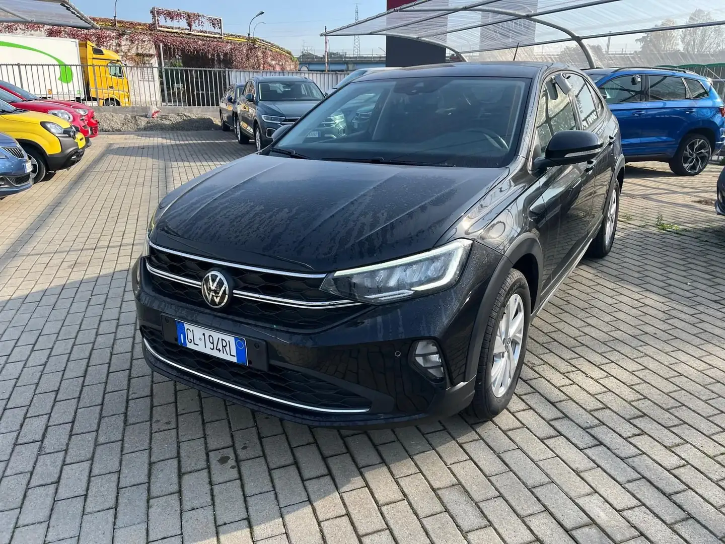 Volkswagen Taigo Taigo 1.0 TSI 95 CV Life Schwarz - 1