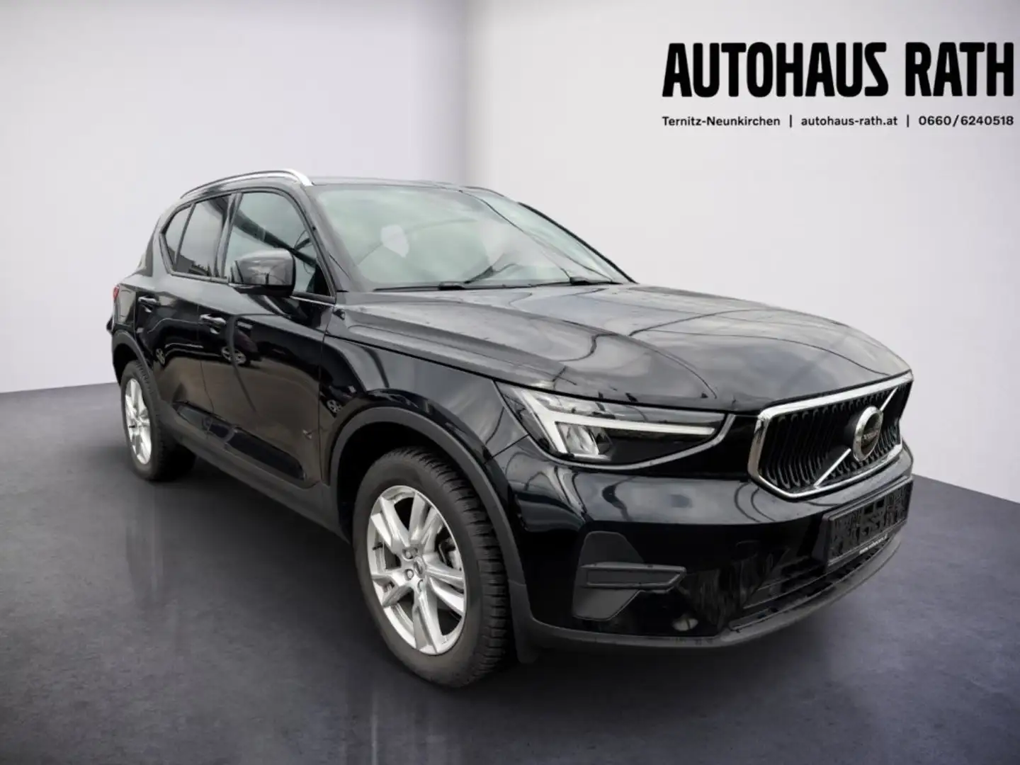 Volvo XC40 T2 Zwart - 2