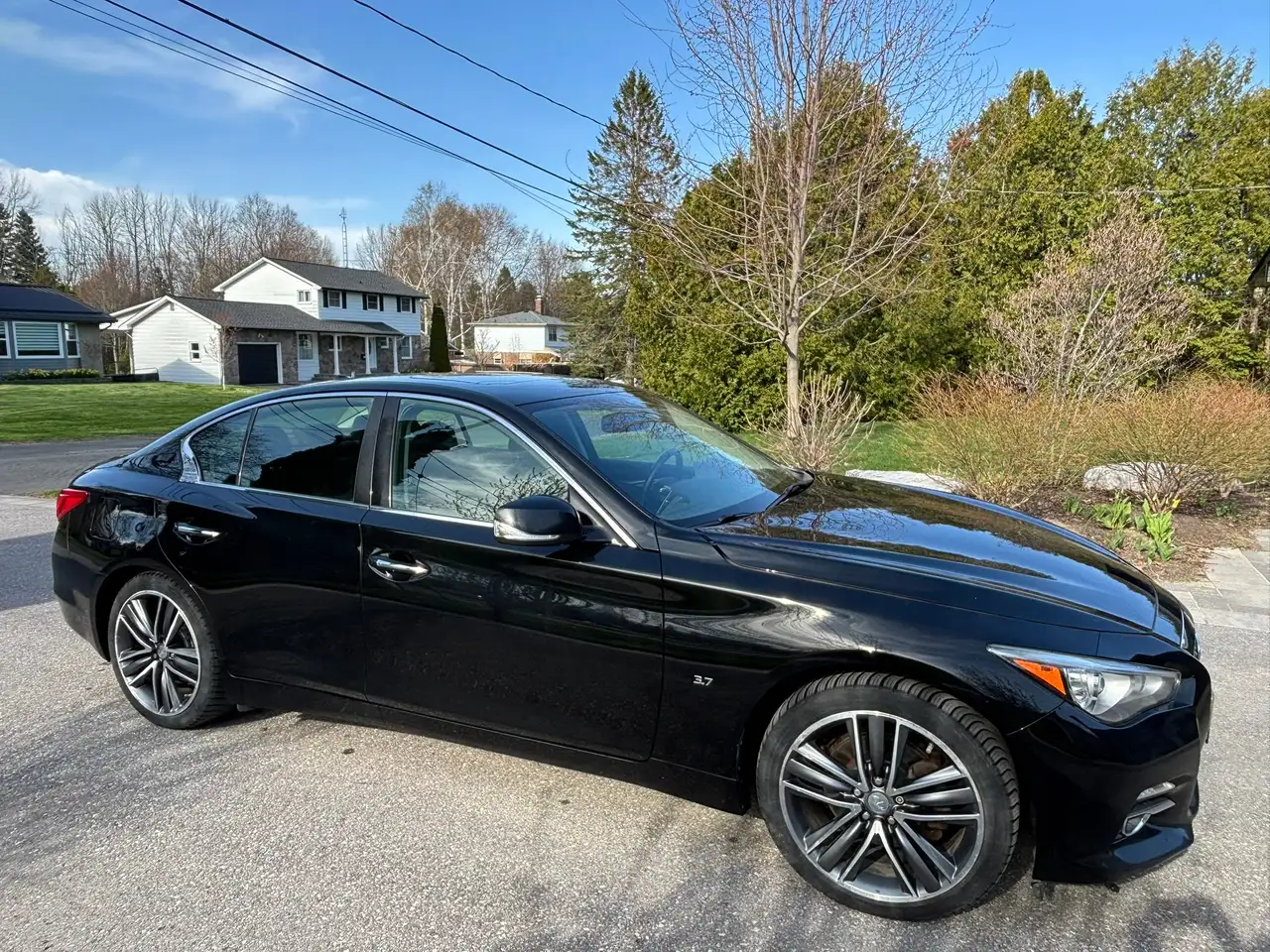 2015 Infiniti Q50