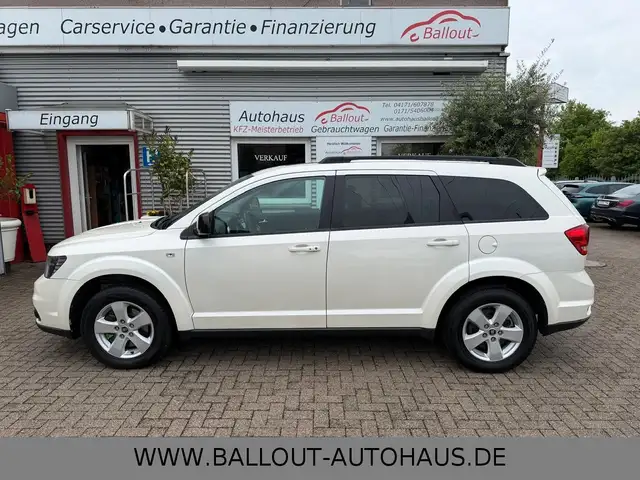 Fiat Freemont Black AWD*7-SITZER*KLIMA*CAM*AHK*TEMP*