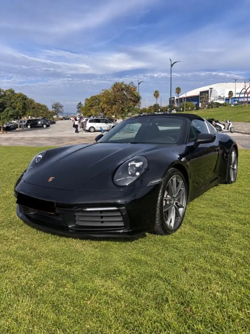 Porsche 992 Targa 4 PDK Negro - 1