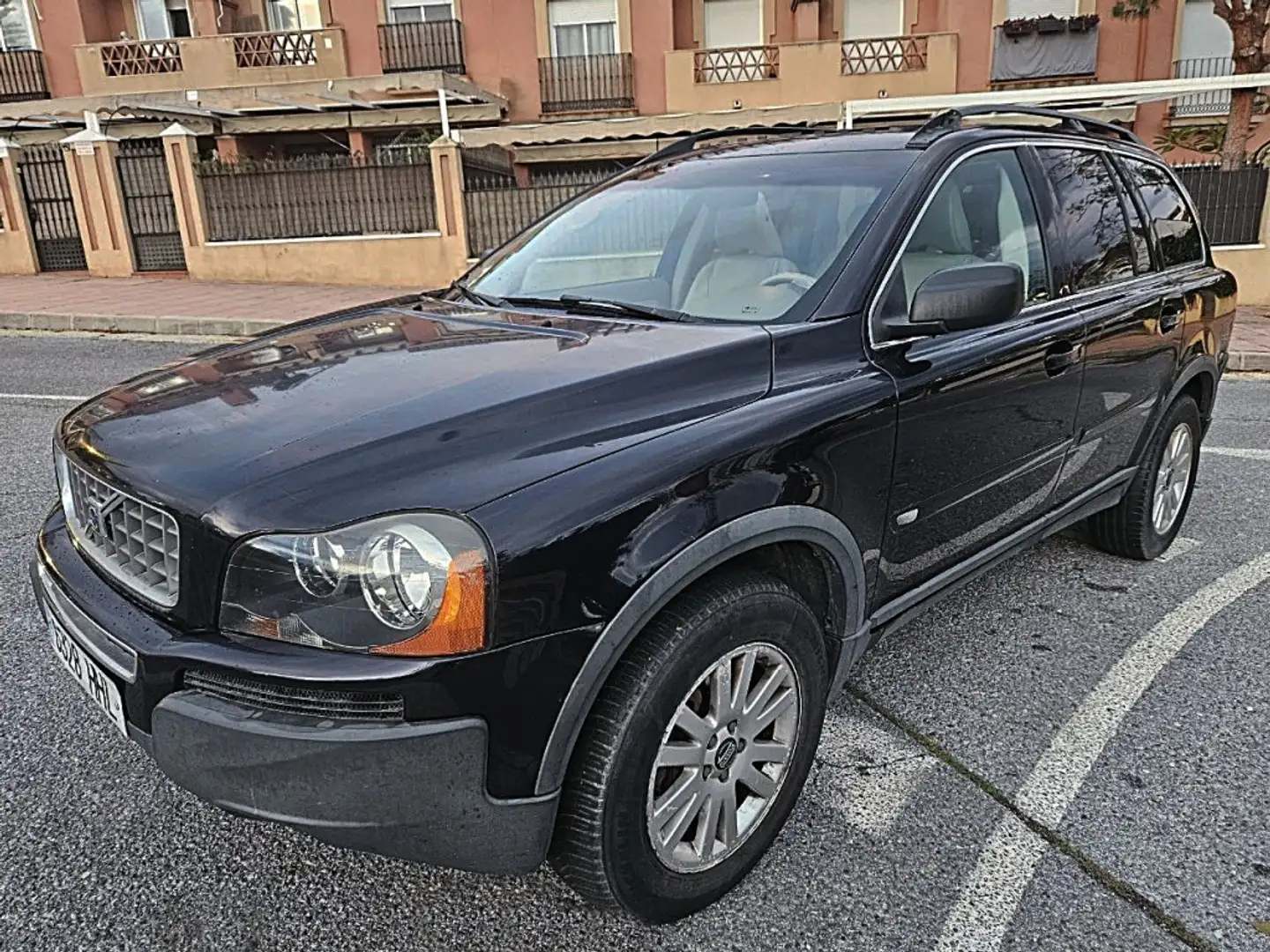 Volvo XC90 Todoterreno Automático de 5 Puertas Negro - 1